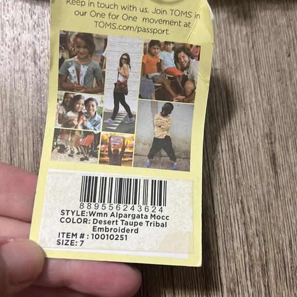 BNWT toms Aztec tribal print shoes 7 - Picture 4 of 5